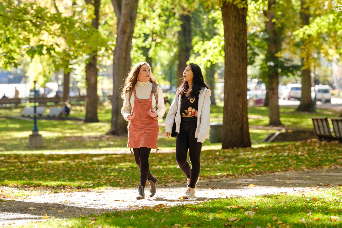 Summer term students walking on PSU Park Blocks